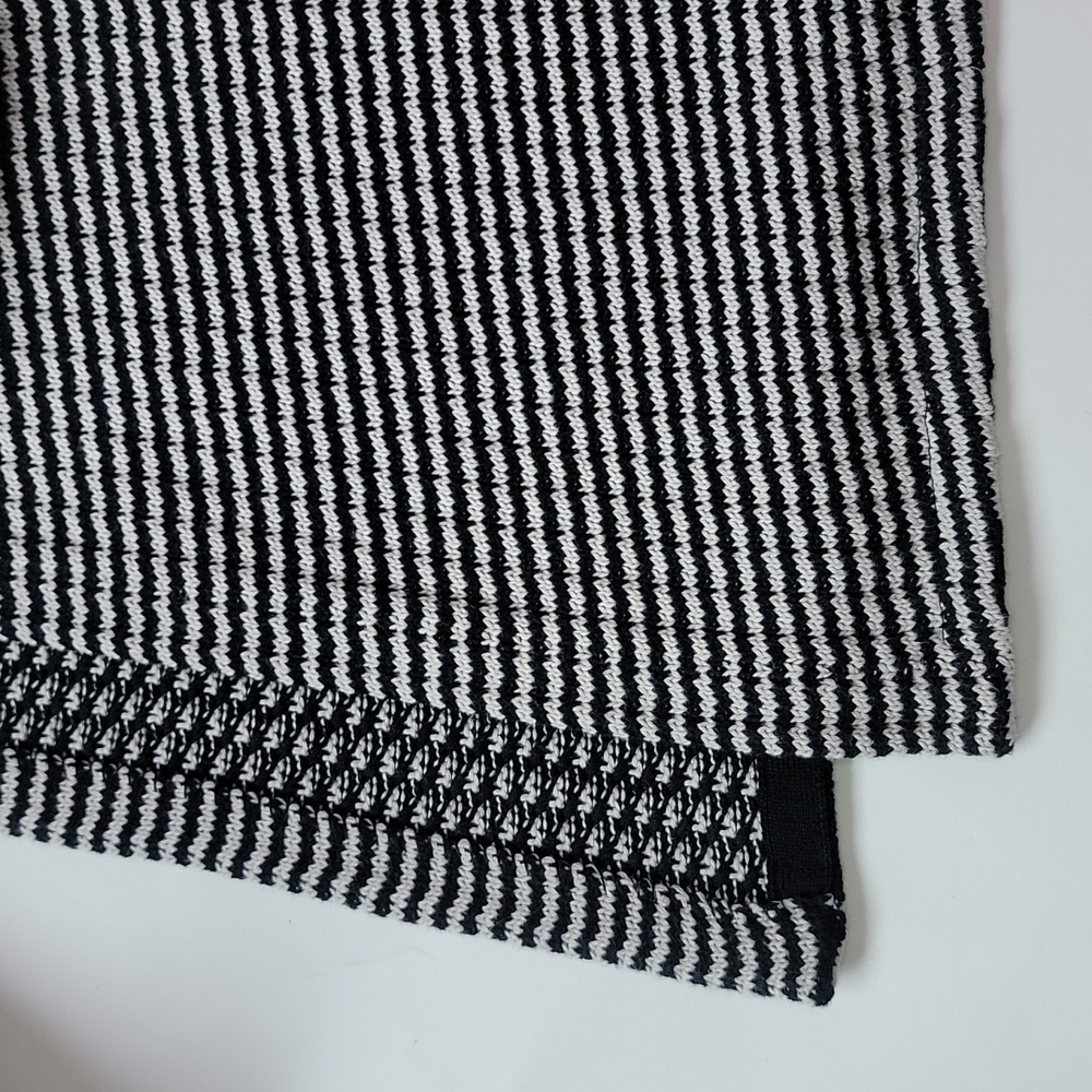 Cabi Fergie Chunky Split Hem Cowl Neck Wrap Sweater In Black White/Size M. - Picture 10 of 10